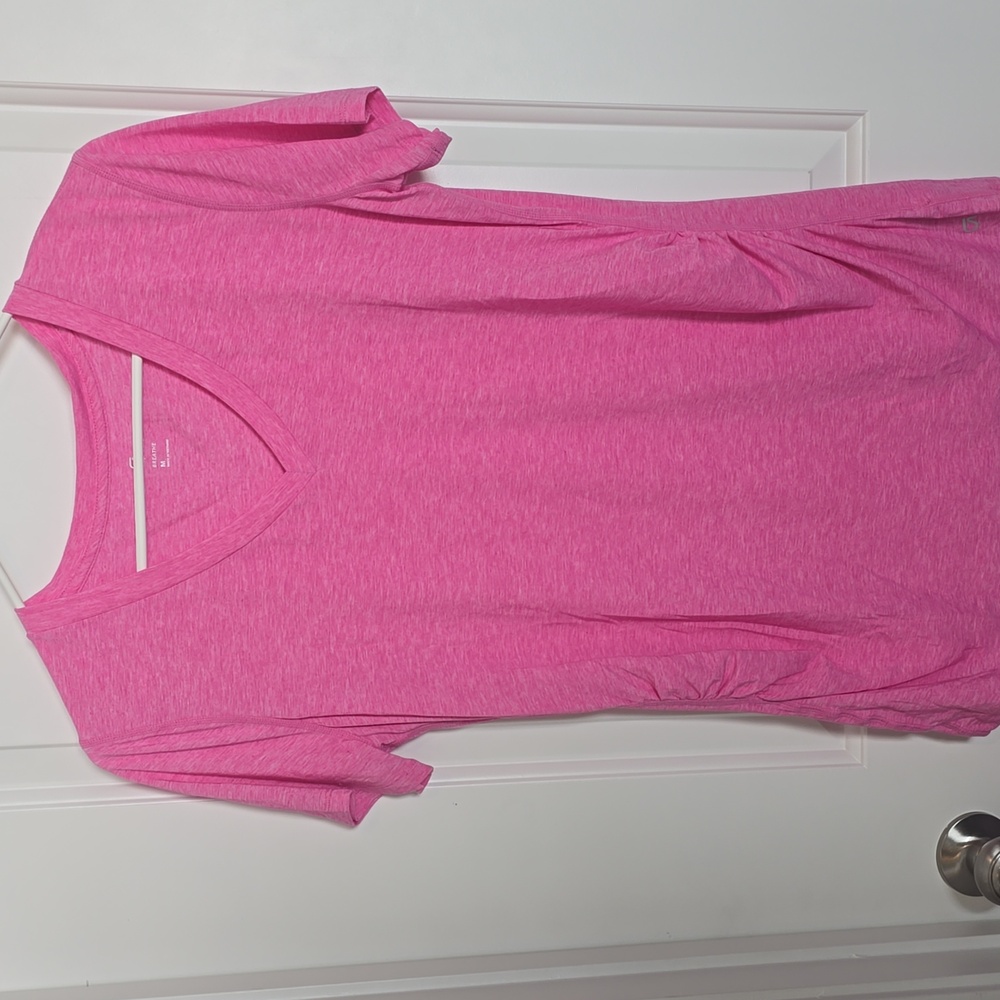 GapFit MATERNITY Pink V-Neck Tee